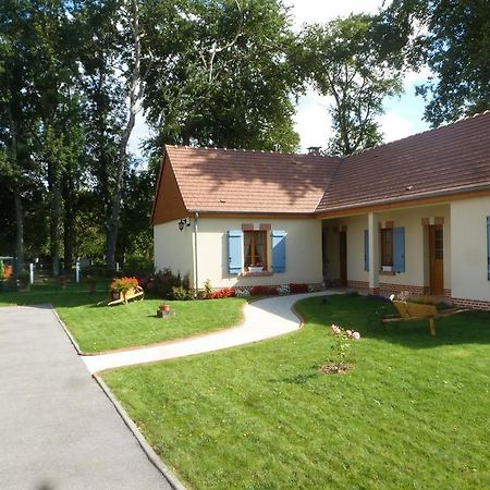 Les Charmilles Bed & Breakfast Auchy-la-Montagne Exterior photo